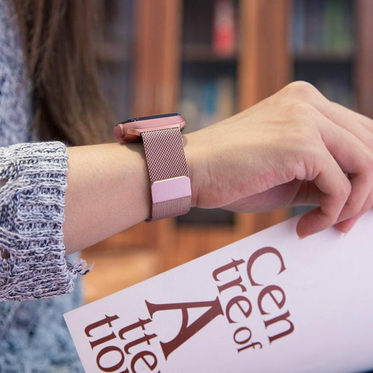 Compatible with Apple, Iwatch5 / 4 / 3 Milan Nice Loop + Protective Case Strap